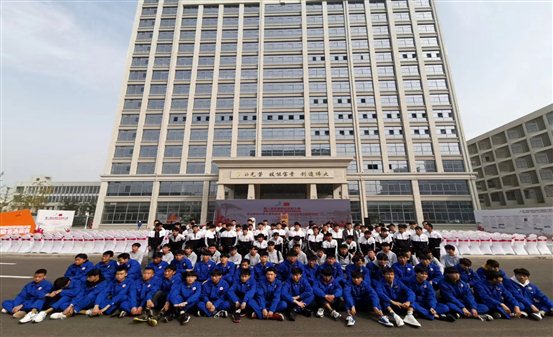 mmexport1572245634378