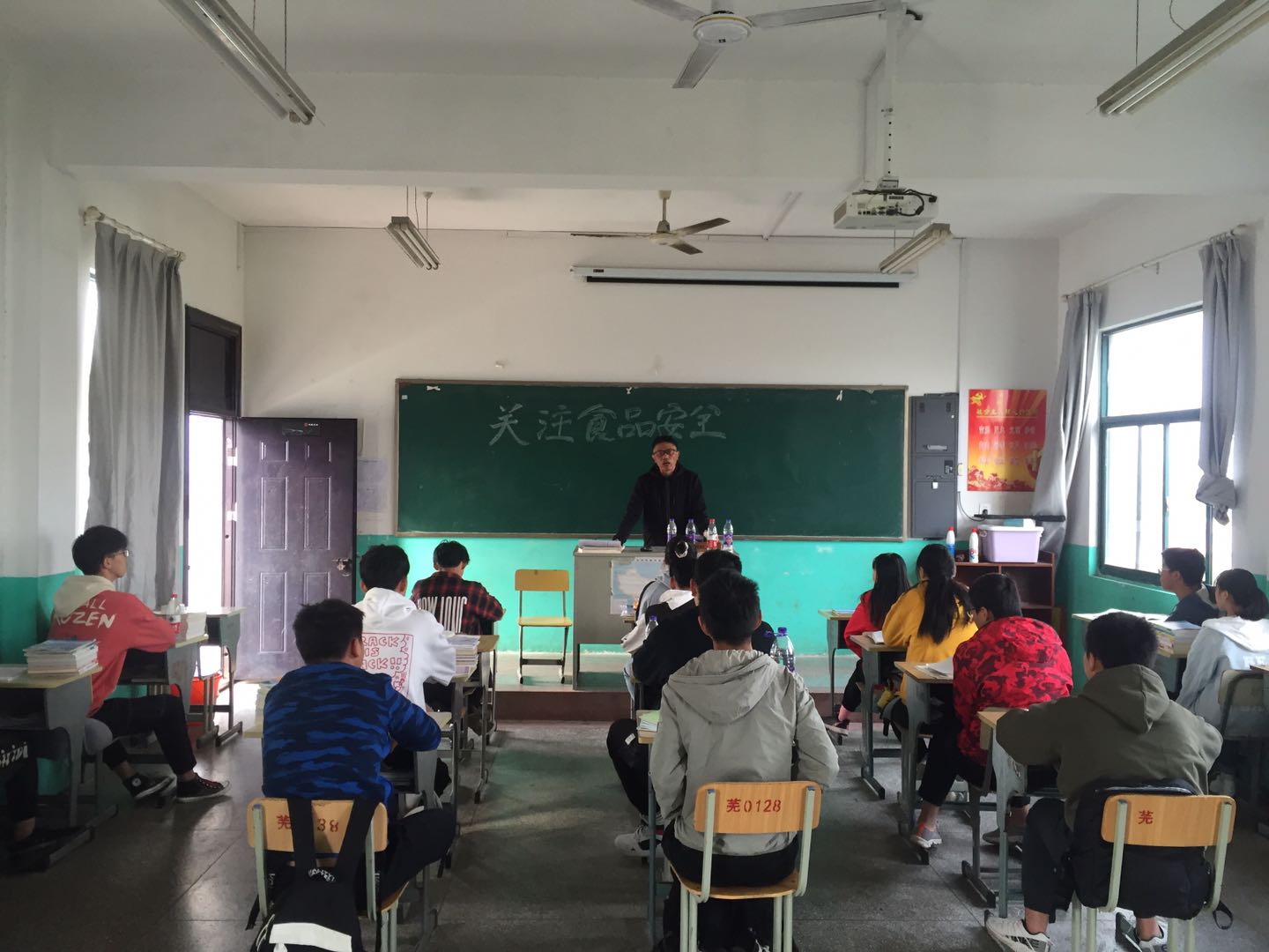 微信图片_20201026154459.jpg