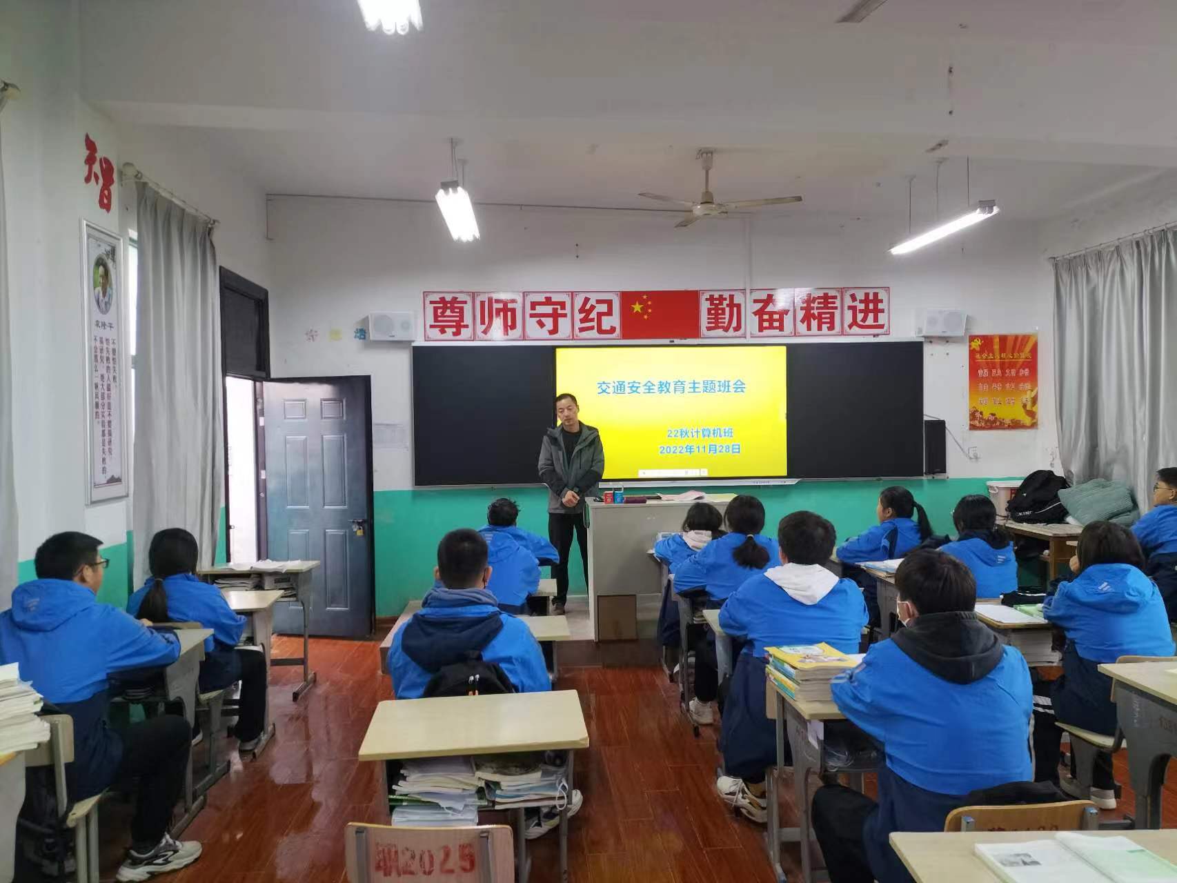 俞家发.jpg 俞家发.jpg