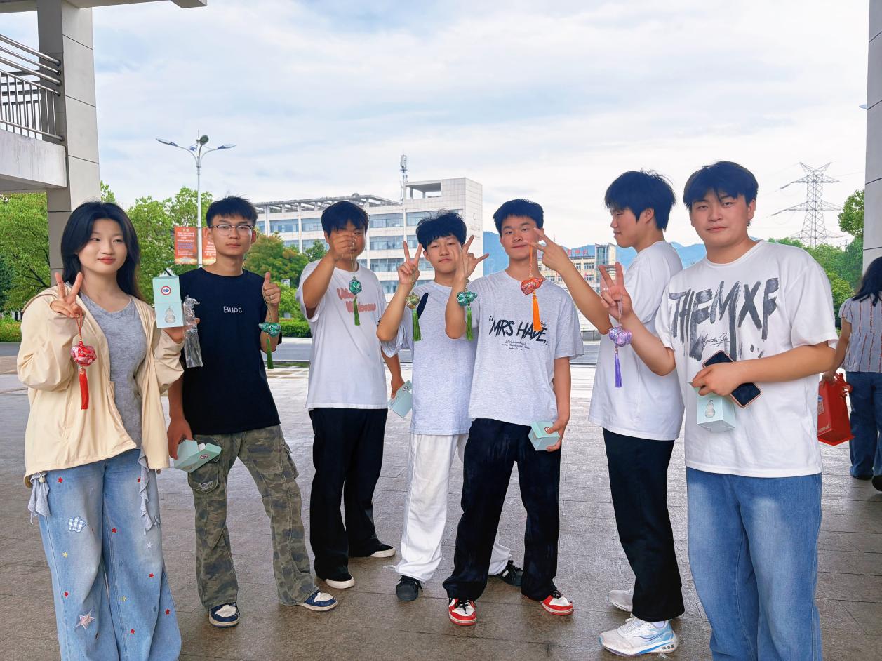图片3