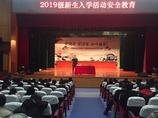 3f60900be8d25fbffc4375768ceeb5b.jpg