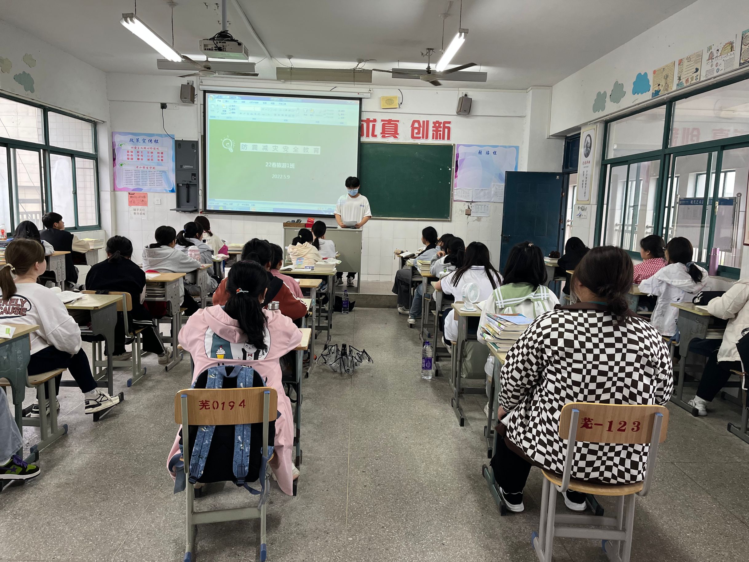 古彩云.jpg 古彩云.jpg